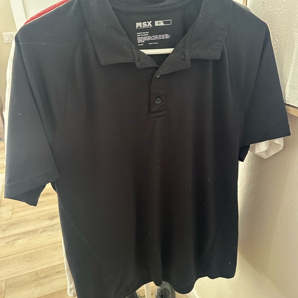 Assorted Polo Shirts Collection - Picture 5 of 6
